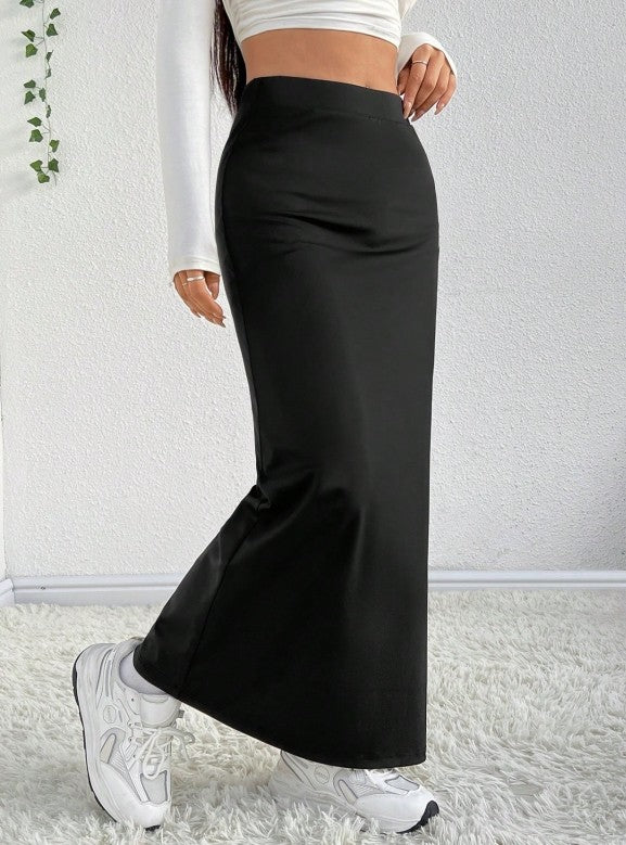 Black Solid High Waist Mermaid Style Long Skirt