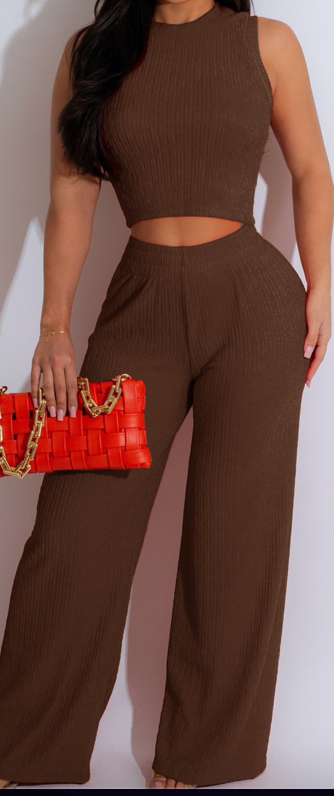 CROP TOP & PANTS SET